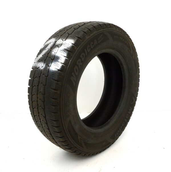 Opona Matador Nordicca 215/70 R15C zima bieżnik2mm