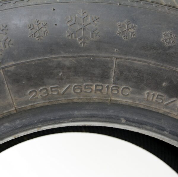 Opona Nankang Snow 235/65 R16C bieżnik 7mm - obrazek 3