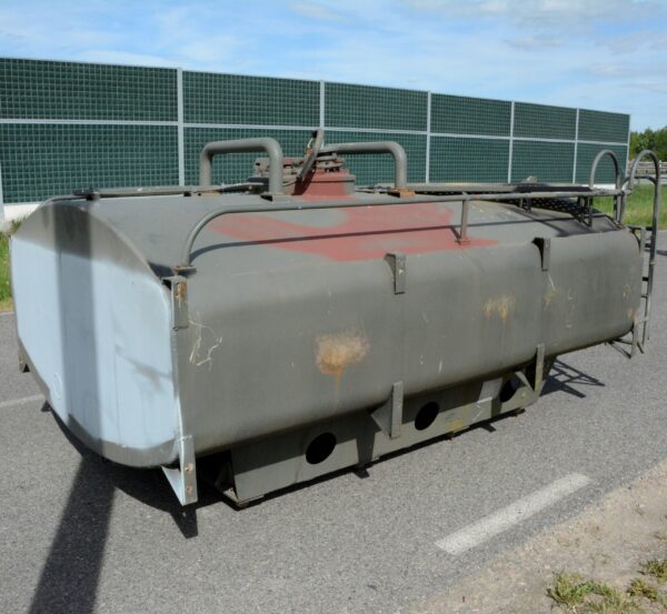 Zbiornik na paliwo 5000l aluminiowy wojskowy - obrazek 2
