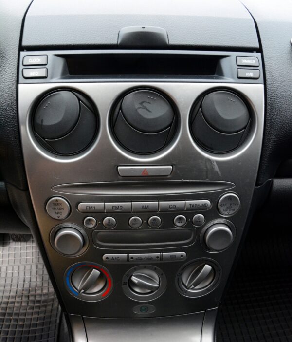 Mazda 6 I sedan 1.8l benzyna 2003r z Wojska - obrazek 12