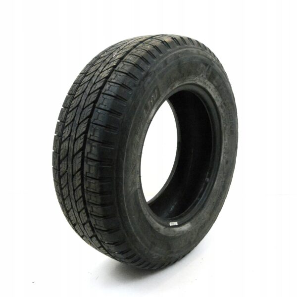 Opona Michelin Synchrone 235/70 R16