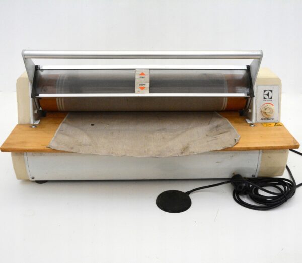 Magiel elektryczny Electrolux KM87AP - obrazek 3