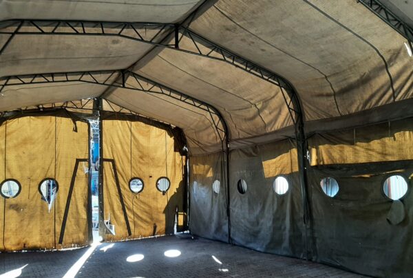 Namiot techniczny wojskowy 11x6,5x4,5m WP - obrazek 7
