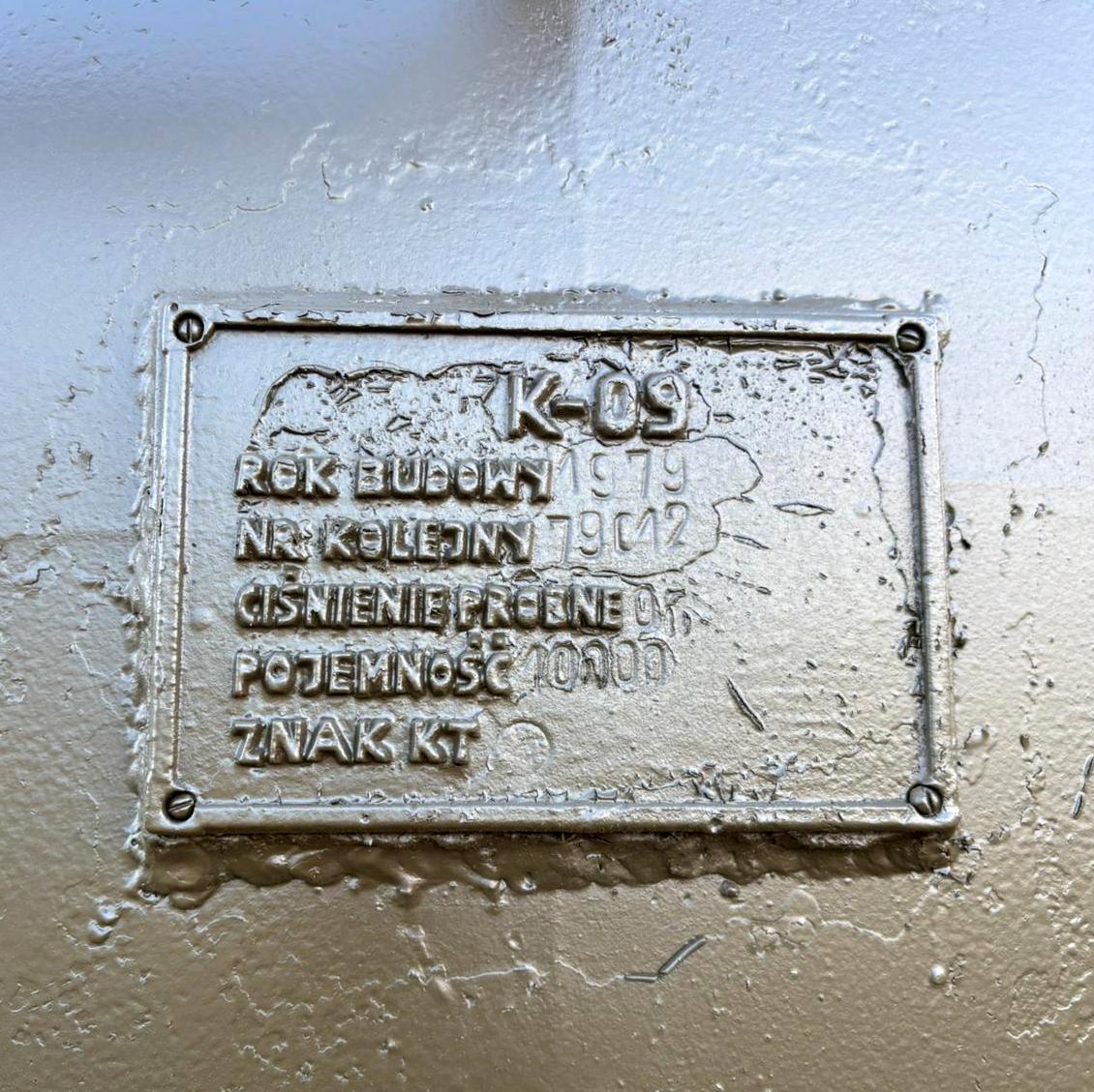 Cysterna paliwa przyczepa 10000l - obrazek 3