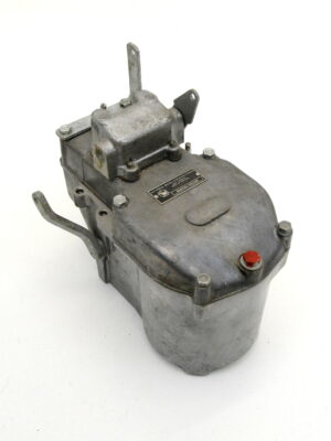 Regulator obrotów pompy wtryskowej SW680 R14V20-110/12M