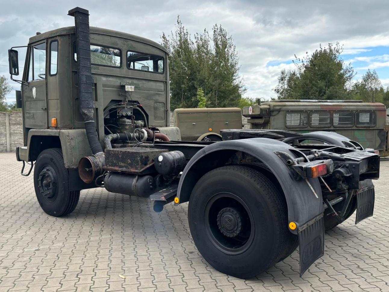 Ciągnik siodłowy Jelcz 417 - obrazek 4