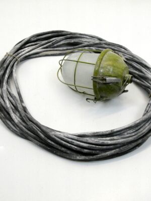 Lampa warsztatowa z wojska