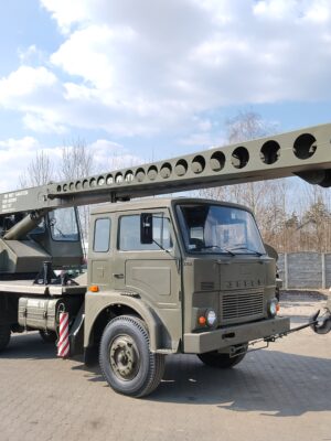 Żuraw dźwig samojezdny Jelcz 325