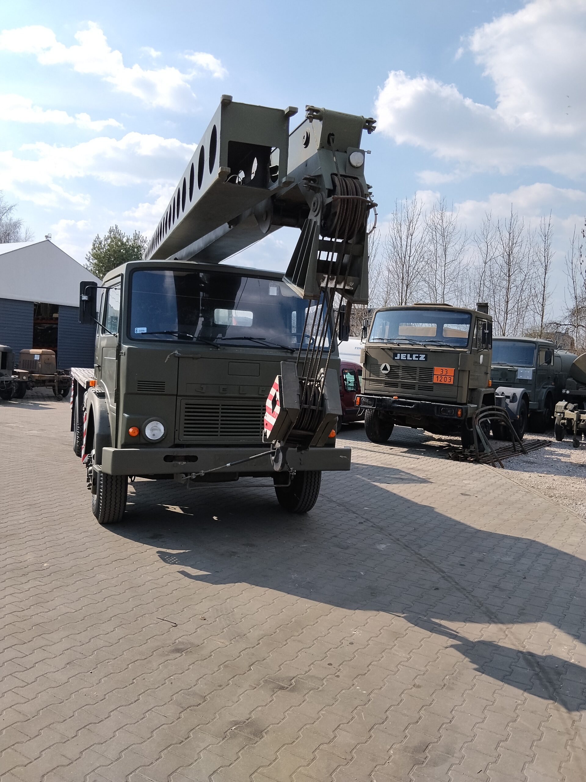 Żuraw dźwig samojezdny Jelcz 325 - obrazek 9