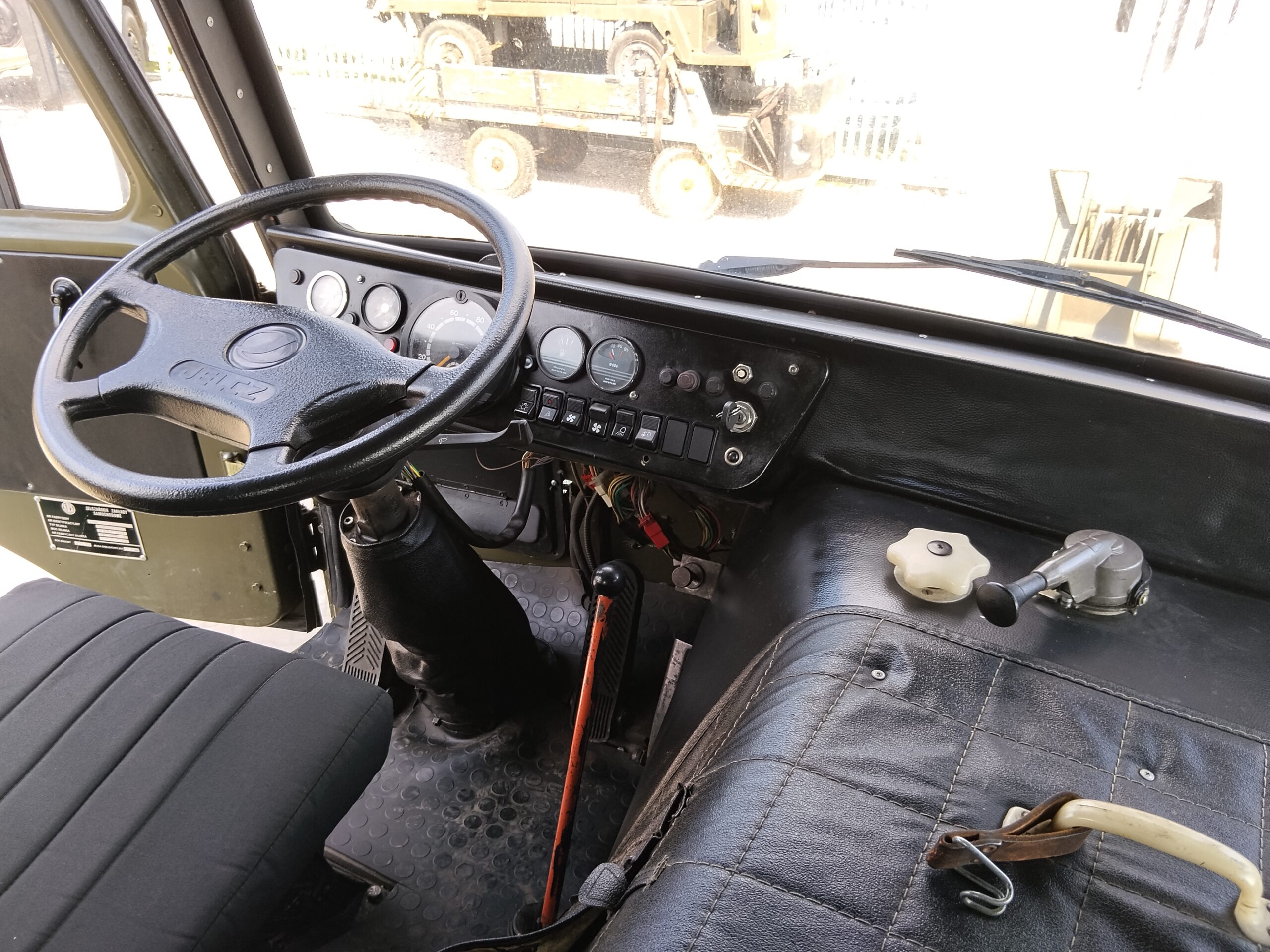 Żuraw dźwig samojezdny Jelcz 325 - obrazek 11