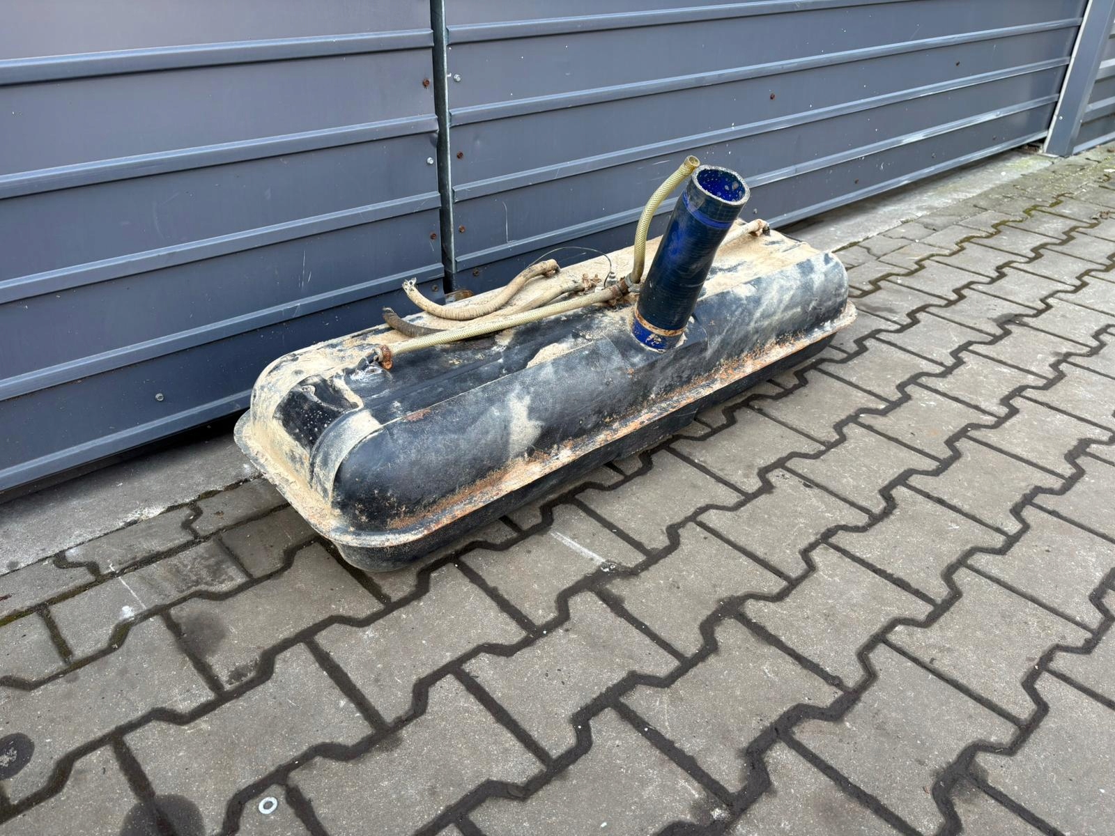 Zbiornik paliwa 6do samochodu Honker