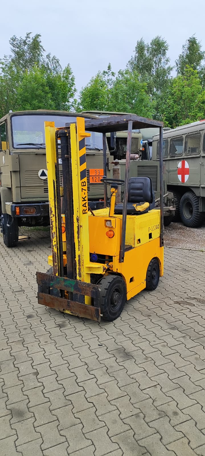 Wózek Widłowy RAK - 7B - sprawny