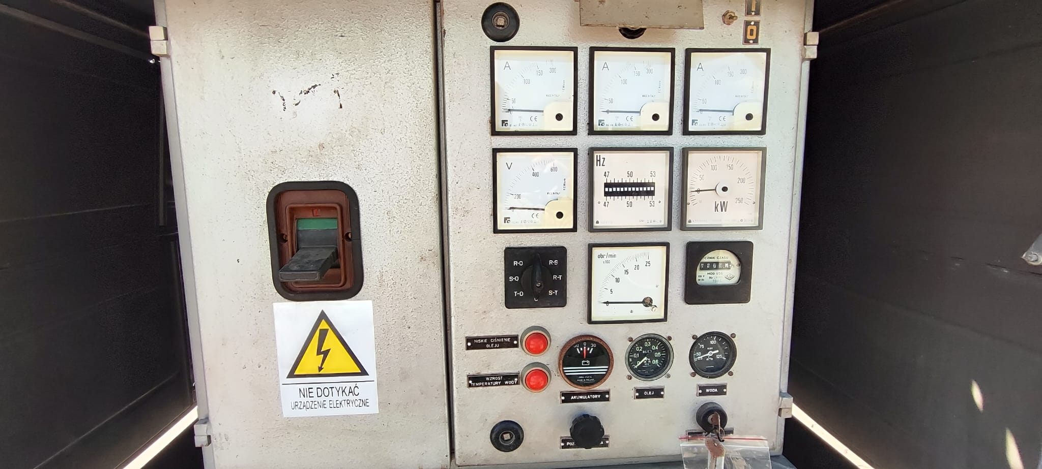 Agregat Prądotówrczy Wosjkowy WOLA 85ZZPP-78H12/200 kW V12 - obrazek 8