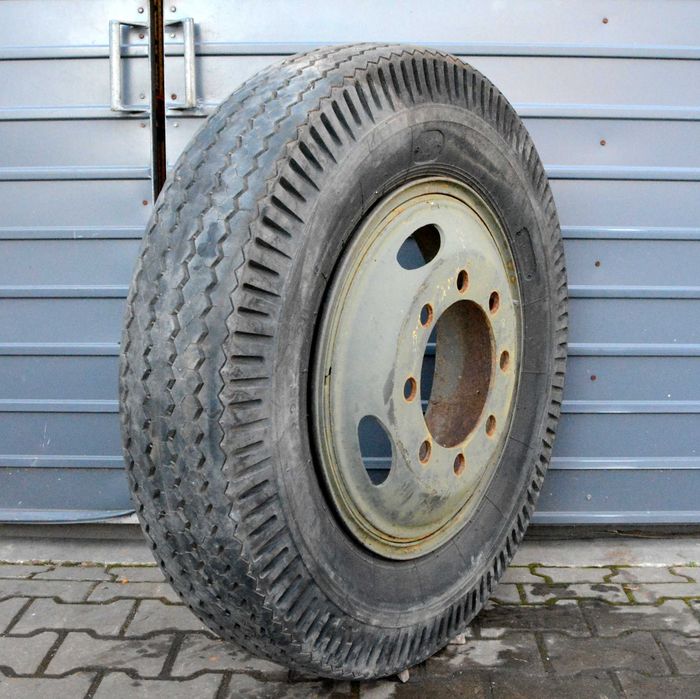 Opona Stomil 8.25 R20 z felgą 12mm